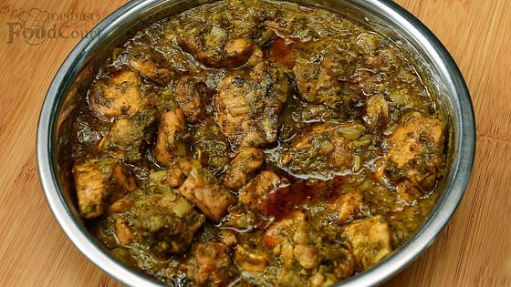 Hariyali Chicken Recipe/ Green Chicken Curry/ Chicken Masala
